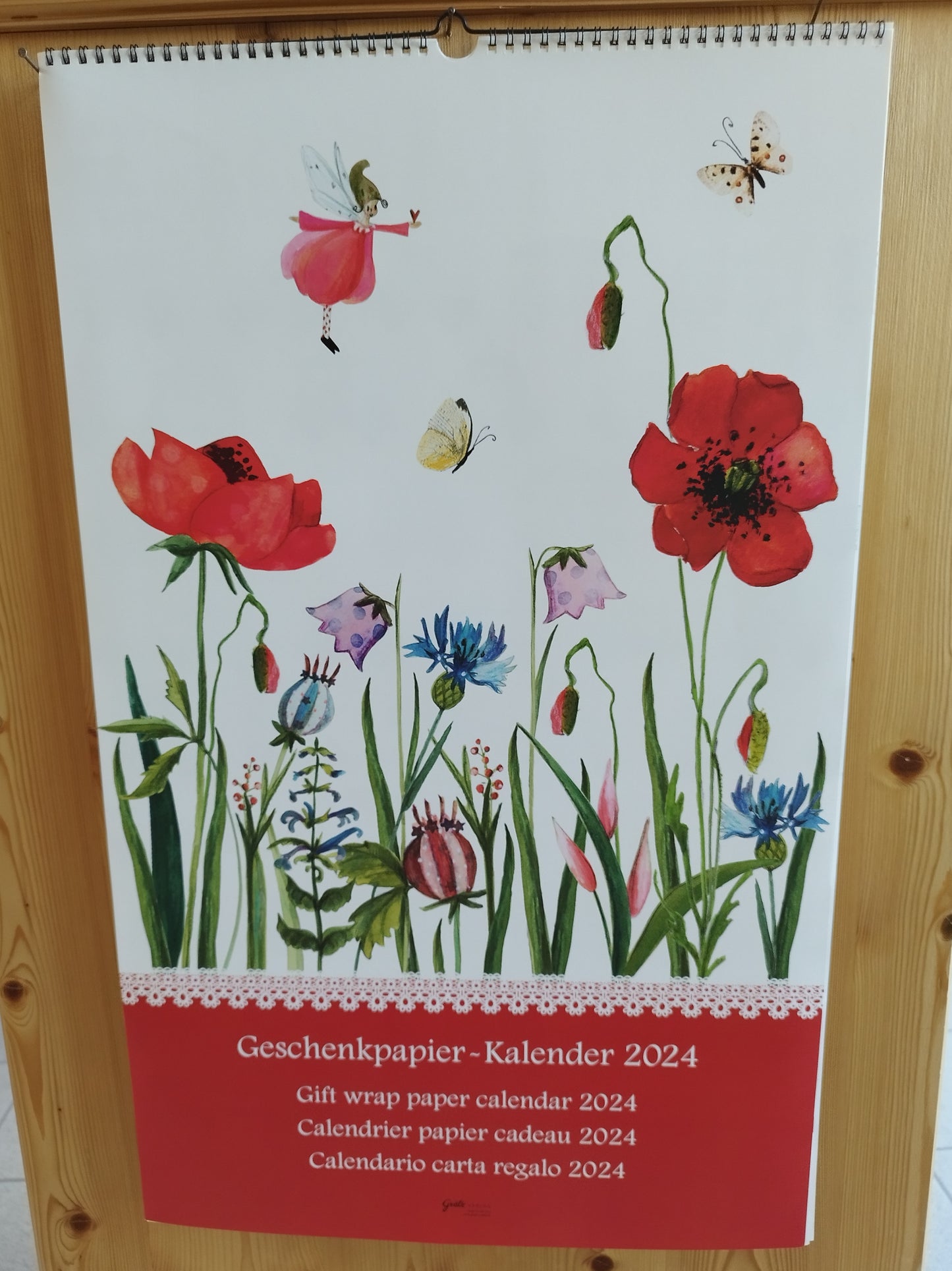 Geschenkpapier-Kalender 2024