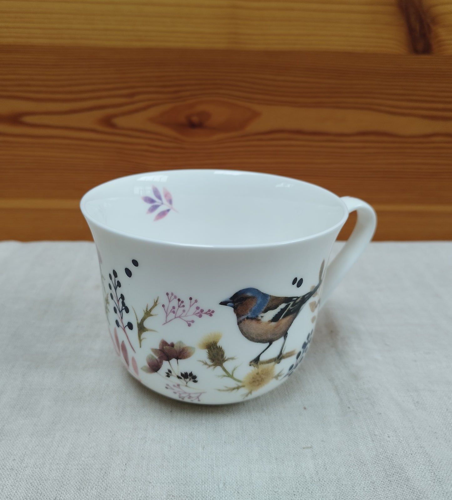 Lieblingstasse "Vögel mit Kräutern und Beeren"