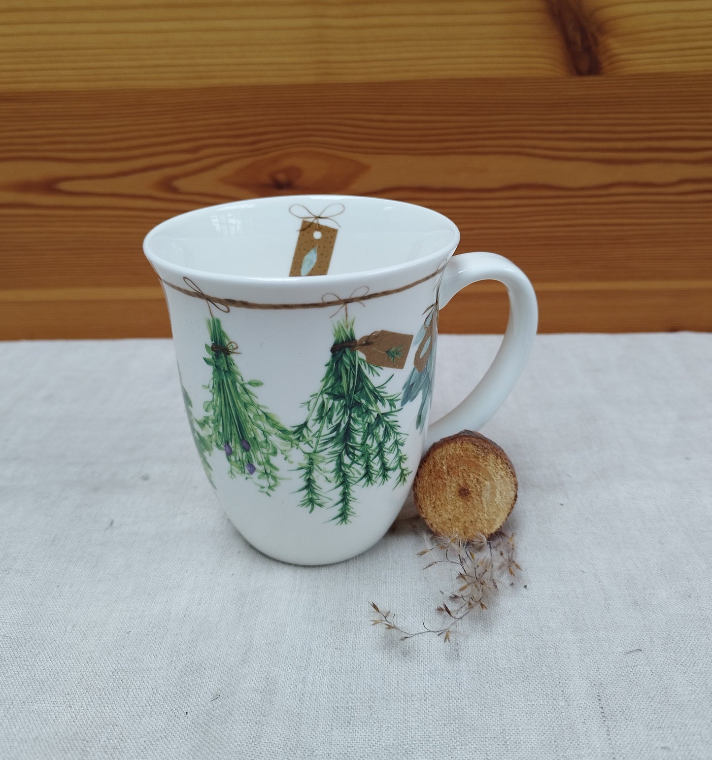 Tasse „Kräuterliebe“ – mit Salbei, Minze & Schnittlauch