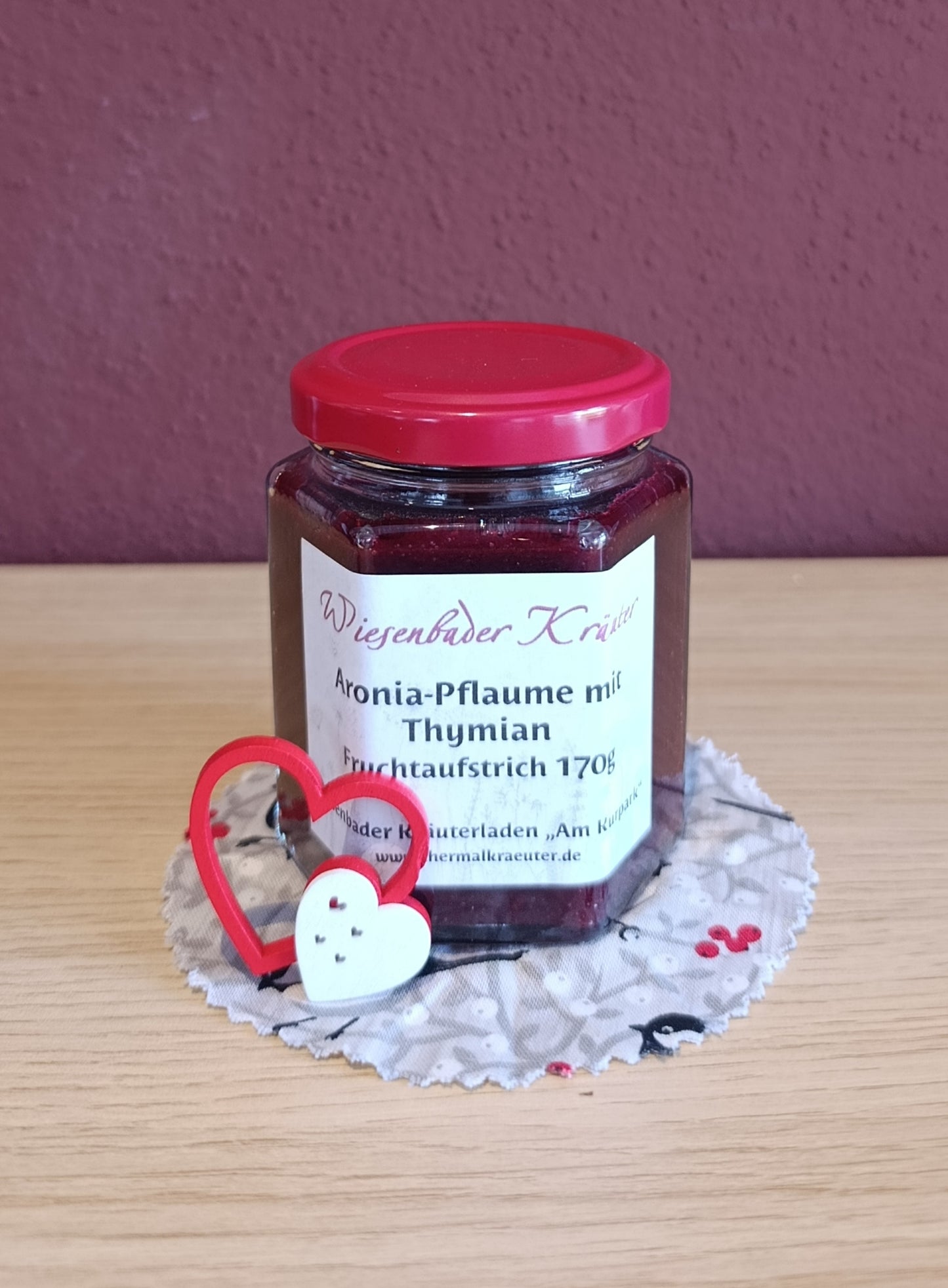 Aronia-Pflaume mit Thymian- Fruchtaufstrich